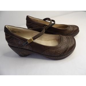 JBU Women's Shoes Size 10M